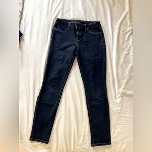 Skinny jeans
